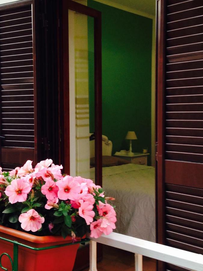 Bed and Breakfast Kia Ora Сан-Феличе-Чирчео Экстерьер фото